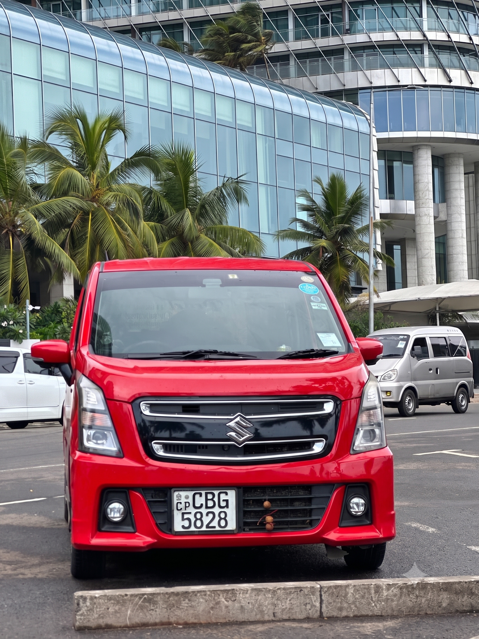 Comfortable car available for vehicle hire in Jaffna